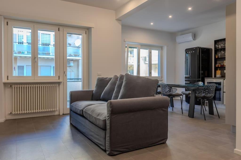 Great Home Laurentina Metro B Рим Екстер'єр фото